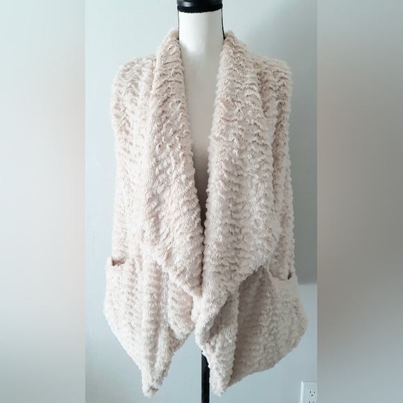 Jolt Jackets & Blazers - Jolt Faux Fur Vest